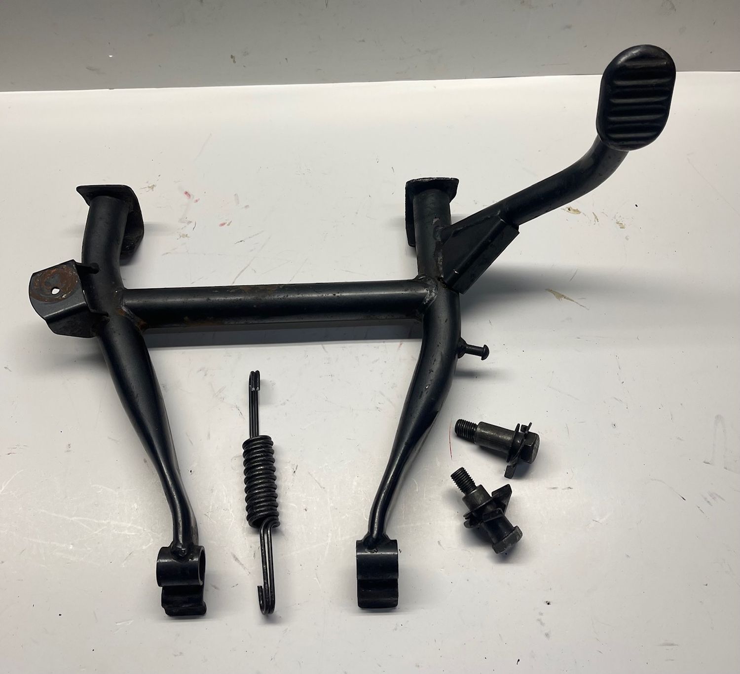 Center Stand 34011-1184-EZ--2000 Kawasaki ZR750 F2 Center Stand 34011-1184-EZ--2000 Kawasaki ZR750 F2