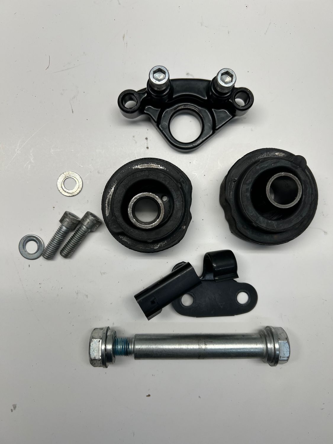 Front Motor Mount Assembly--2020 Harley-Davidson Sportster XL883N Front Motor Mount Assembly--2020 Harley-Davidson Sportster XL883N