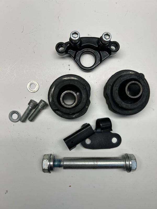 Front Motor Mount Assembly--2020 Harley-Davidson Sportster XL883N