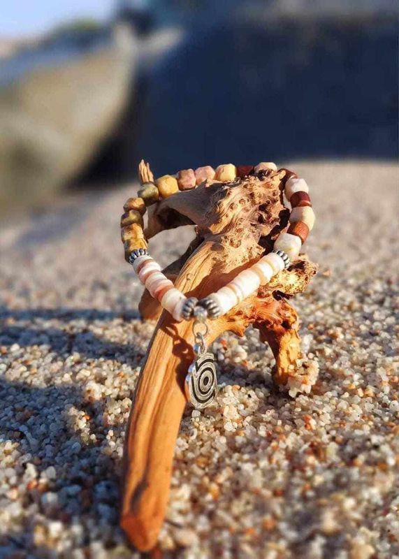 DRIFT WOOD