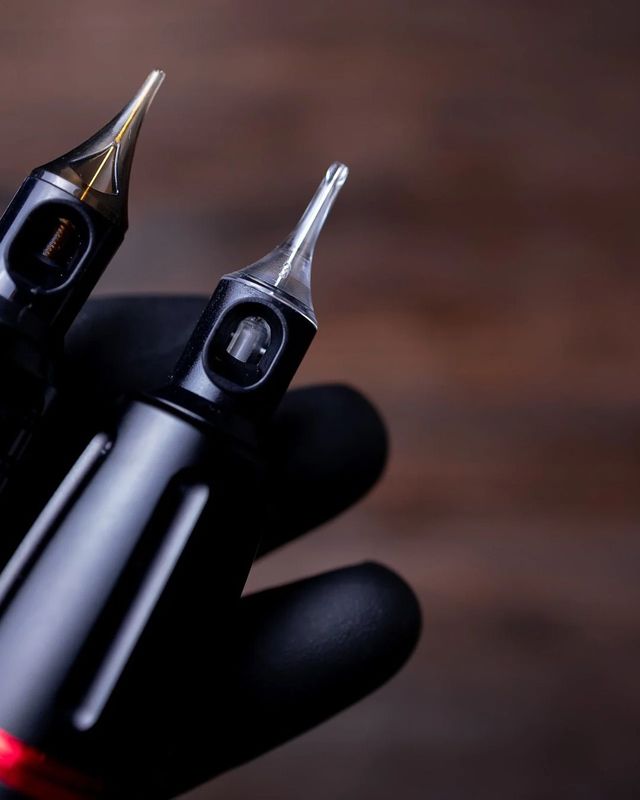 Powder Brows vs Microblading – What Is Better and Why