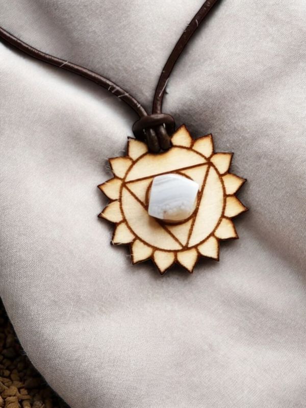 Halskette Halschakra mit blauem Chalcedon