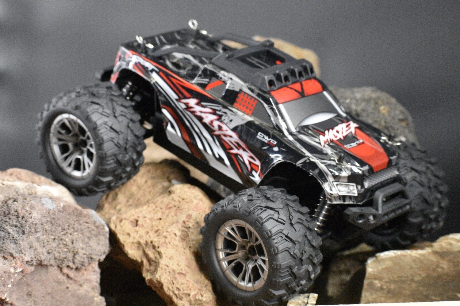 HOSHI KF11 Race Car 1/16th Scale