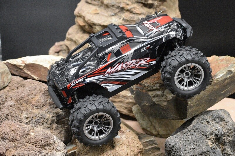 HOSHI KF11 Race Car 1/16th Scale