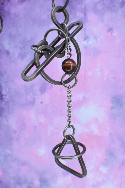 Clef Hanger