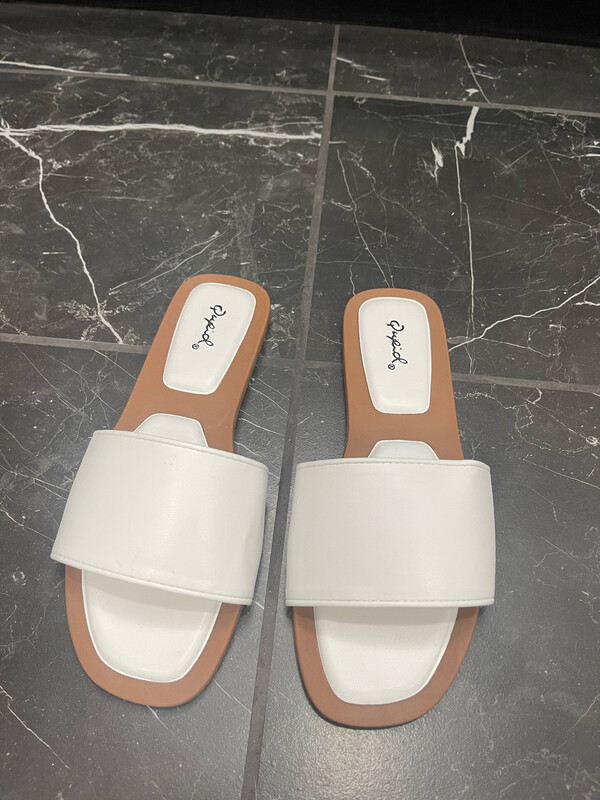 Qupid Sandals