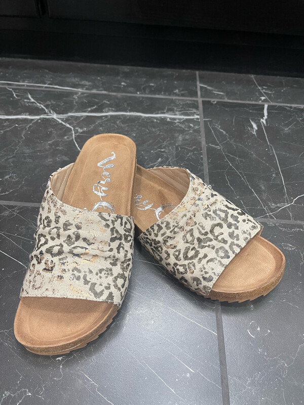 Very G Viola Sandal
