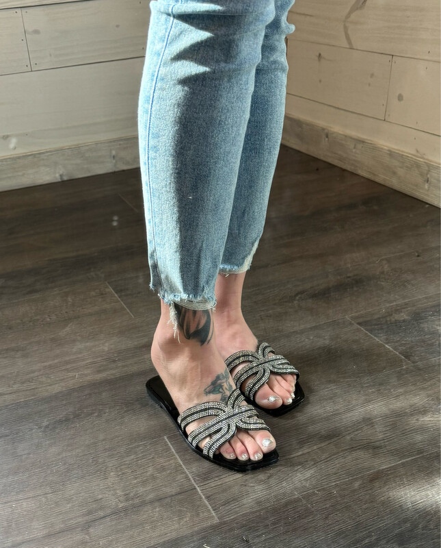 Vincent Black Sandal