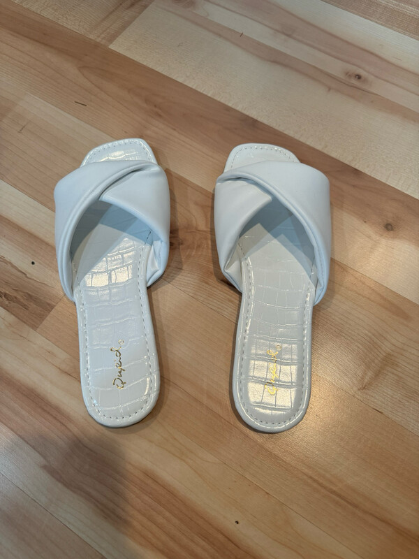 White Flat Slipper Slides