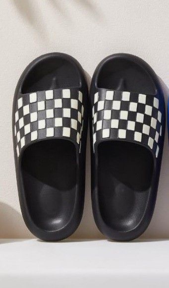 Checkered Slide