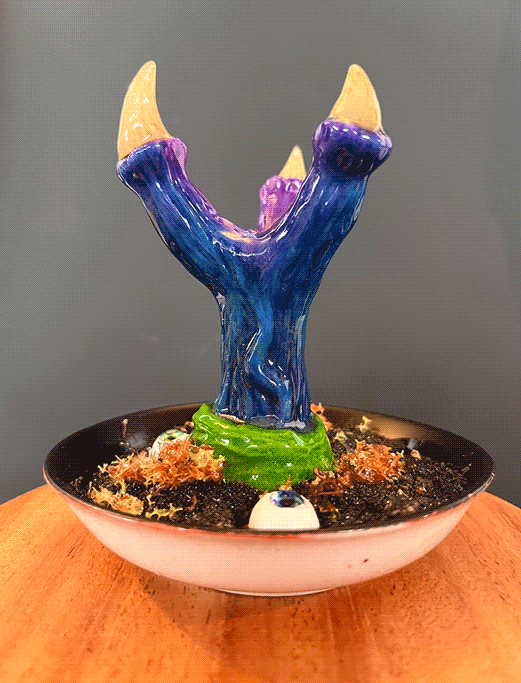 Upcycled Blue Claw Ring Holder