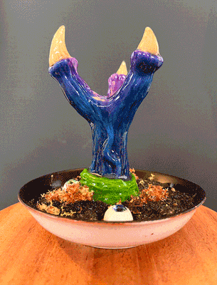 Upcycled Blue Claw Ring Holder