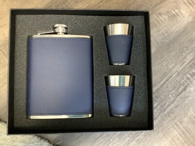 Creative Gifts International Inc. - Leatherette Box/8 Oz Flask/2 Cups Navy