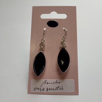 Earrings / Boucles d&#39;oreilles