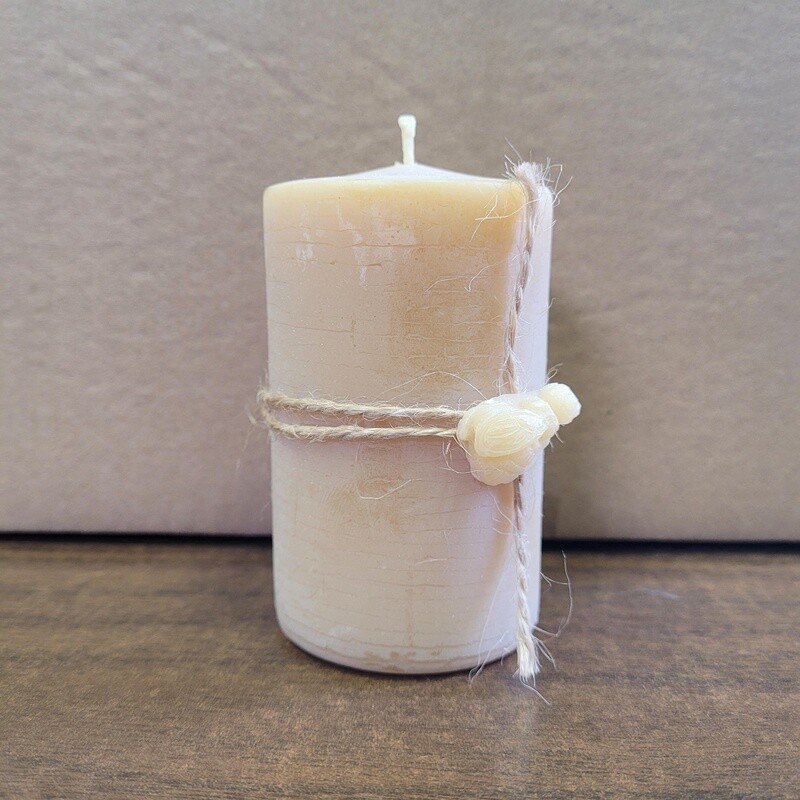 Small smooth pillar candle