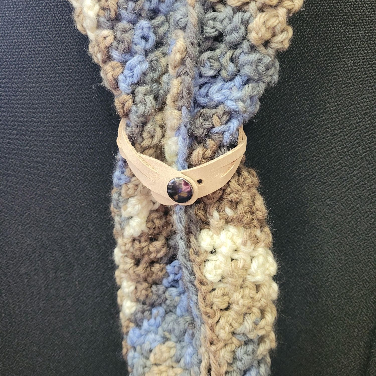 Attaches foulard / Scarfs attachments