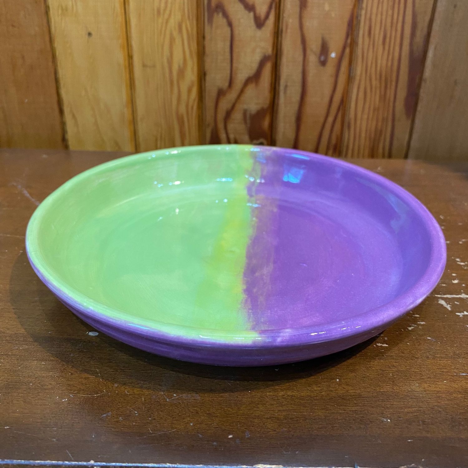Two-tone plate