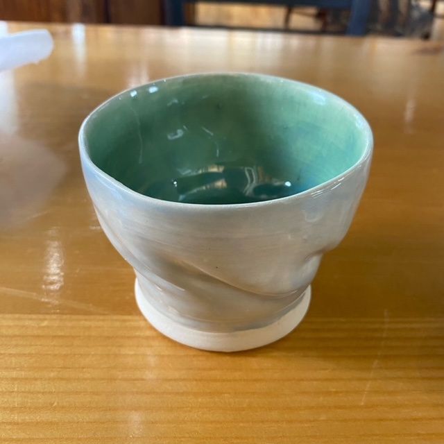 Grey/green twisted bowl