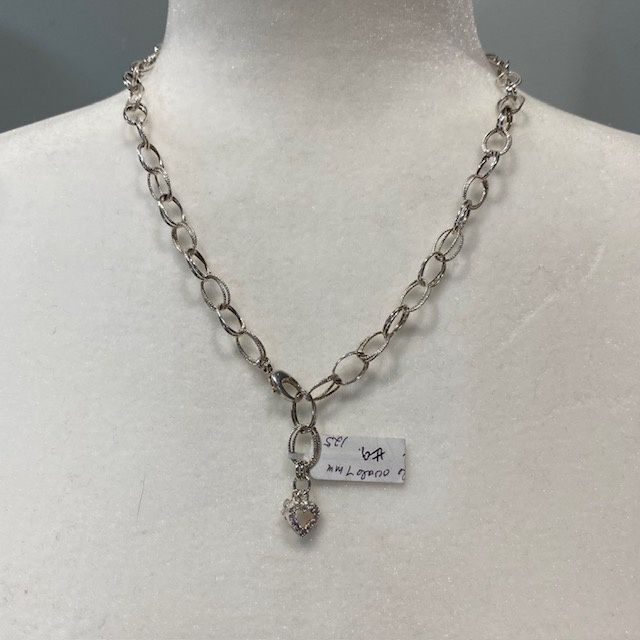 Double oval chain necklace with heart
