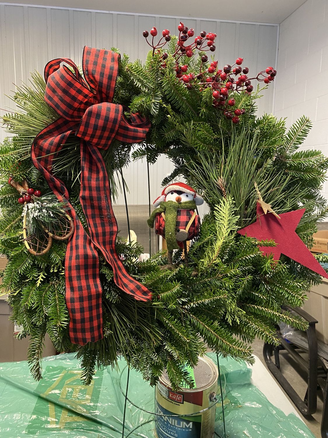 Christmas Wreath Decoration Workshop with Gaitan Michaud