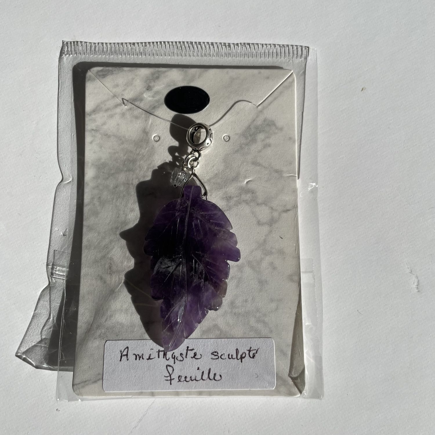 Amethyst pendant carved leaf