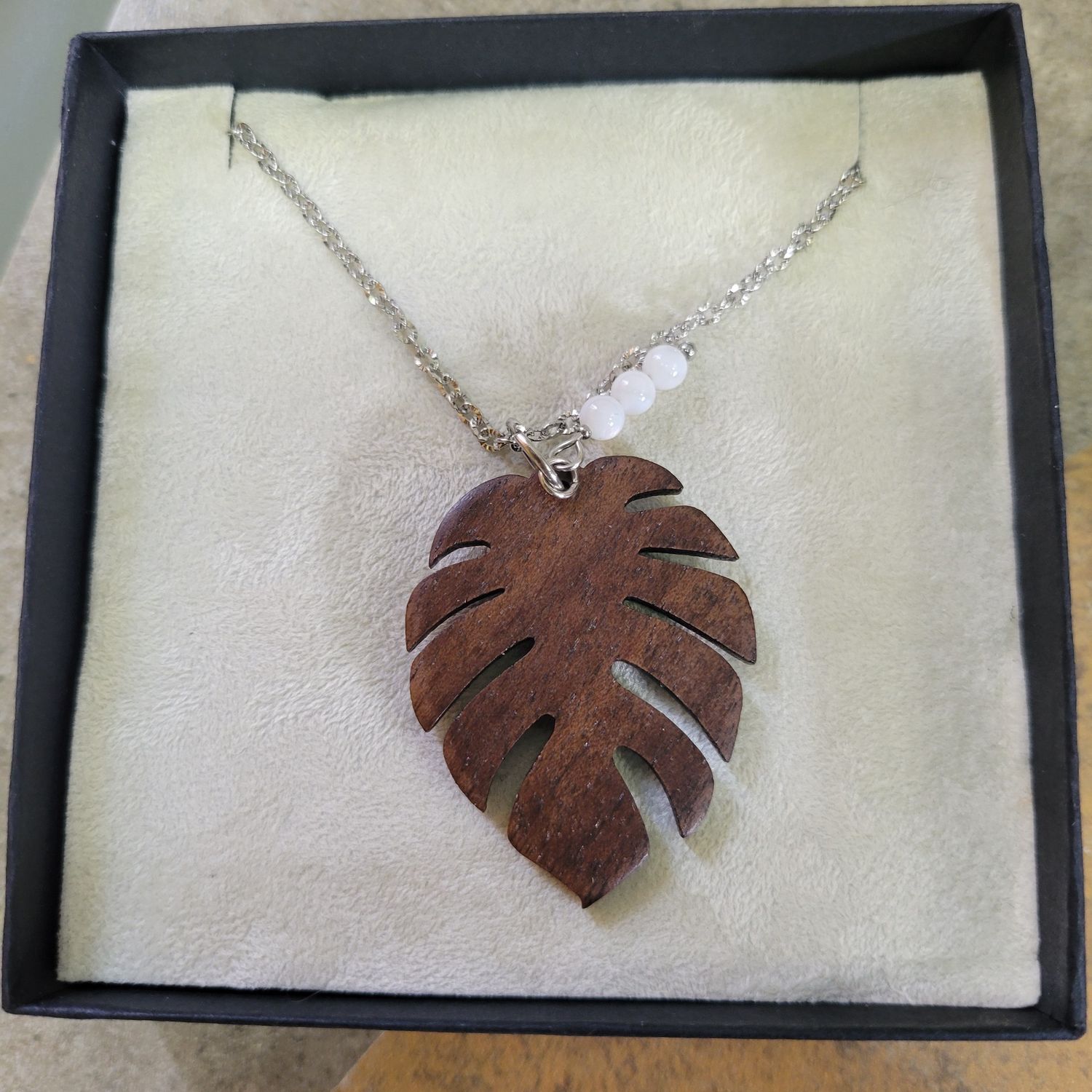 Walnut Monsterra Necklace