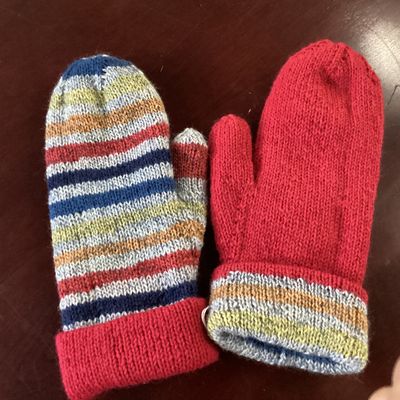 Reversible Knitted Mittens - Multi/Red