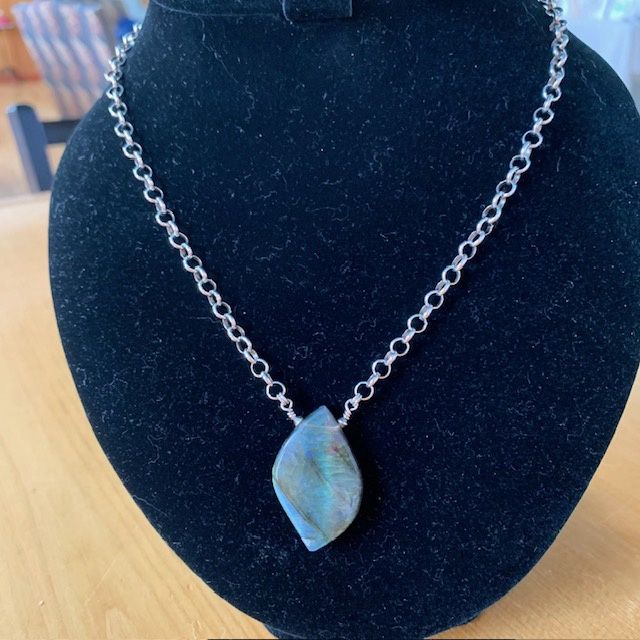 Collier chaîne rolo et labradorite