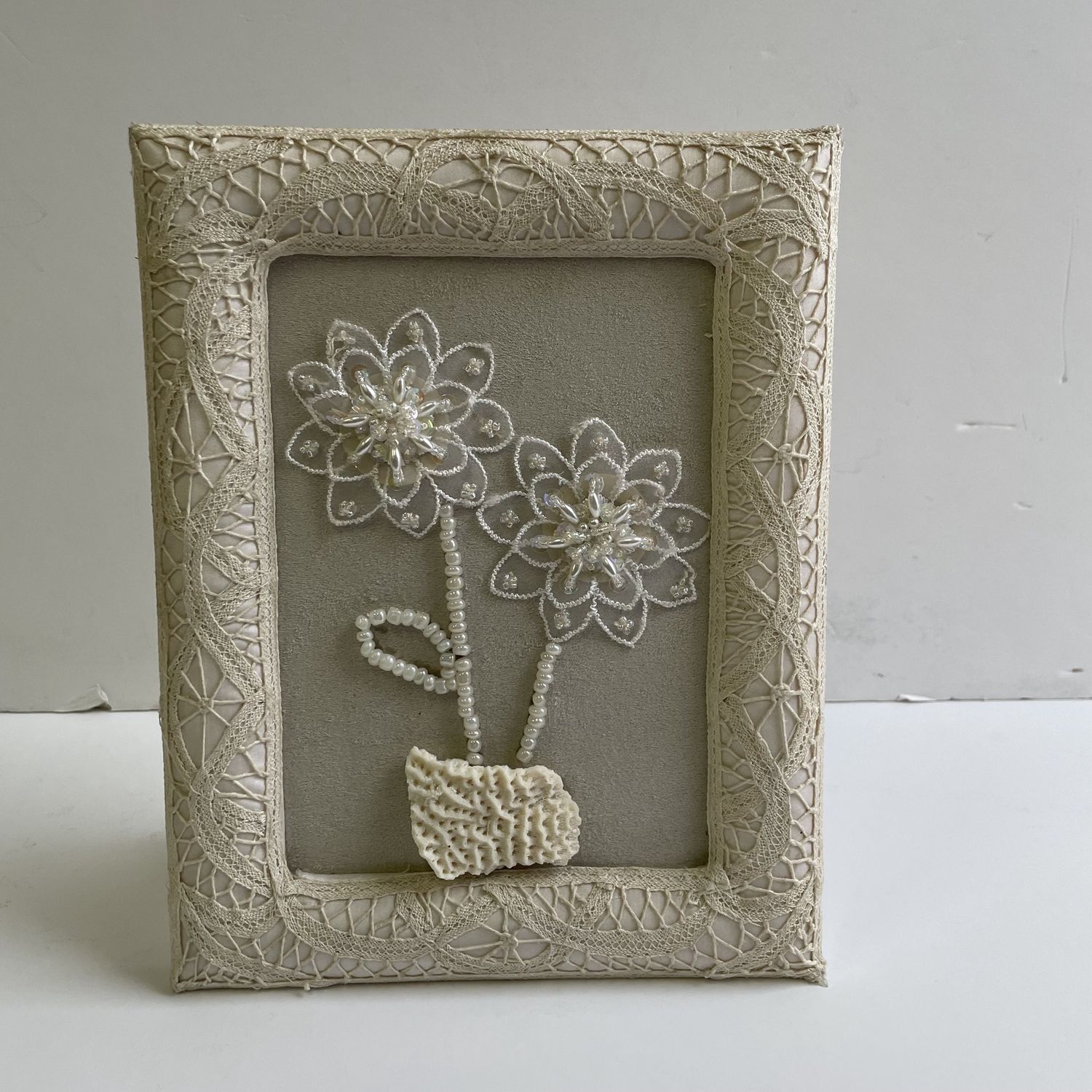 Beige crocheted flowers