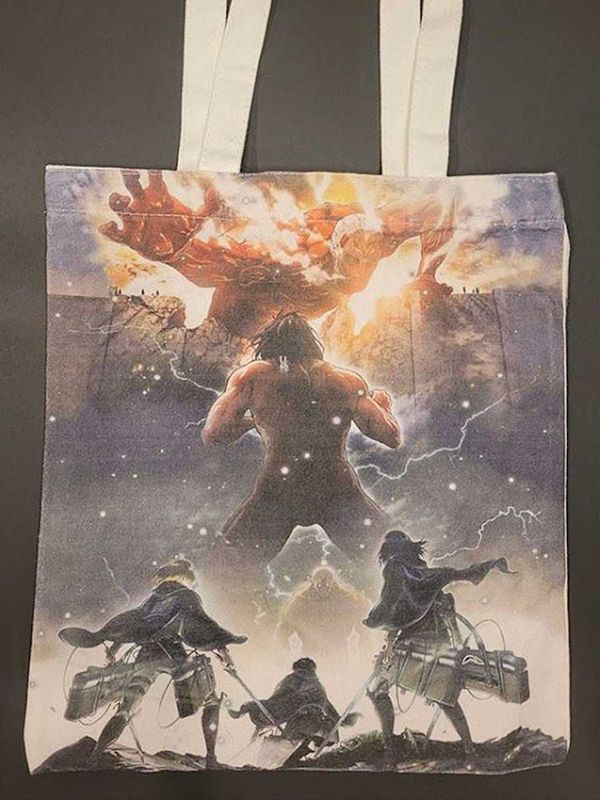 Sac : Attaque des titans