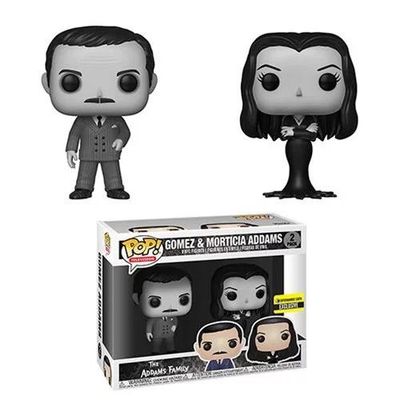 At1420 Gomez &amp; Morticia Addams EEE HT 2 Pack