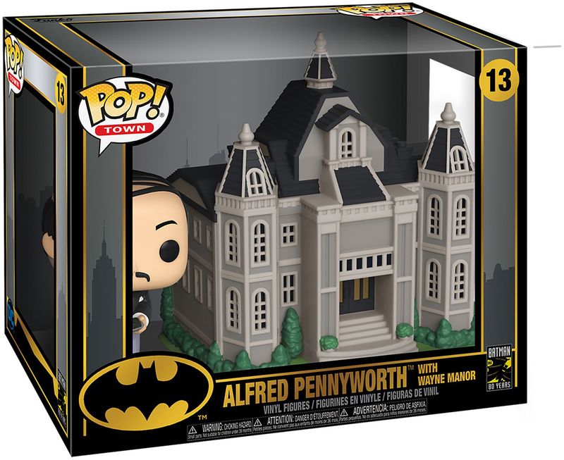 HX200 Alfred Pennyworth with Wayne Manor 13