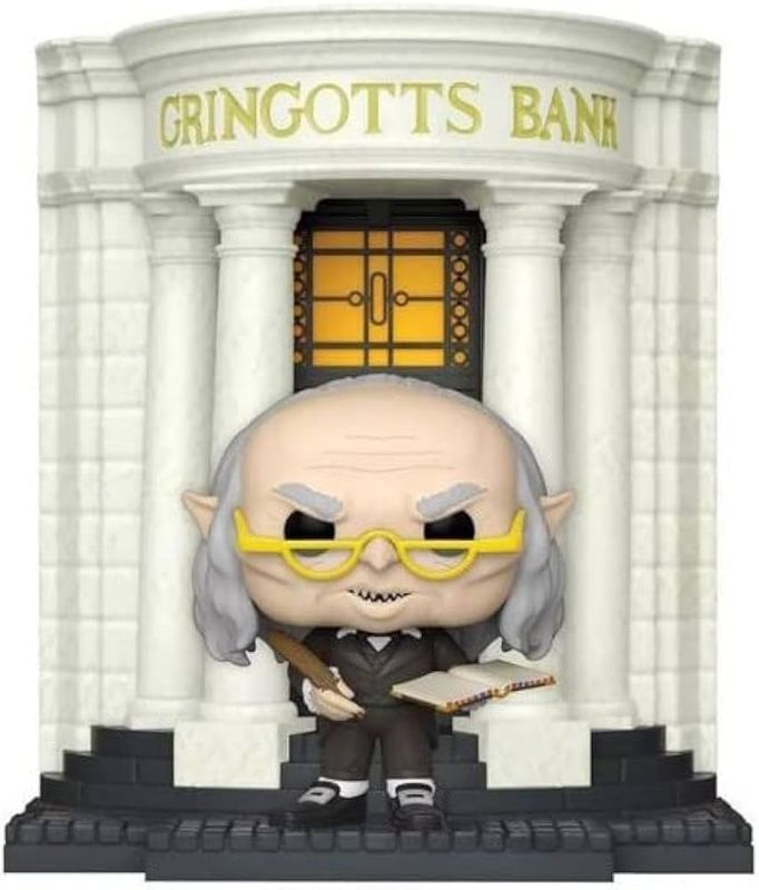 PJ104 Gringotts Head Goblin with Gringotts Bank oat 138