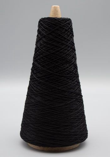 Lunatic Fringe 5/2 4oz, Colorway: Black