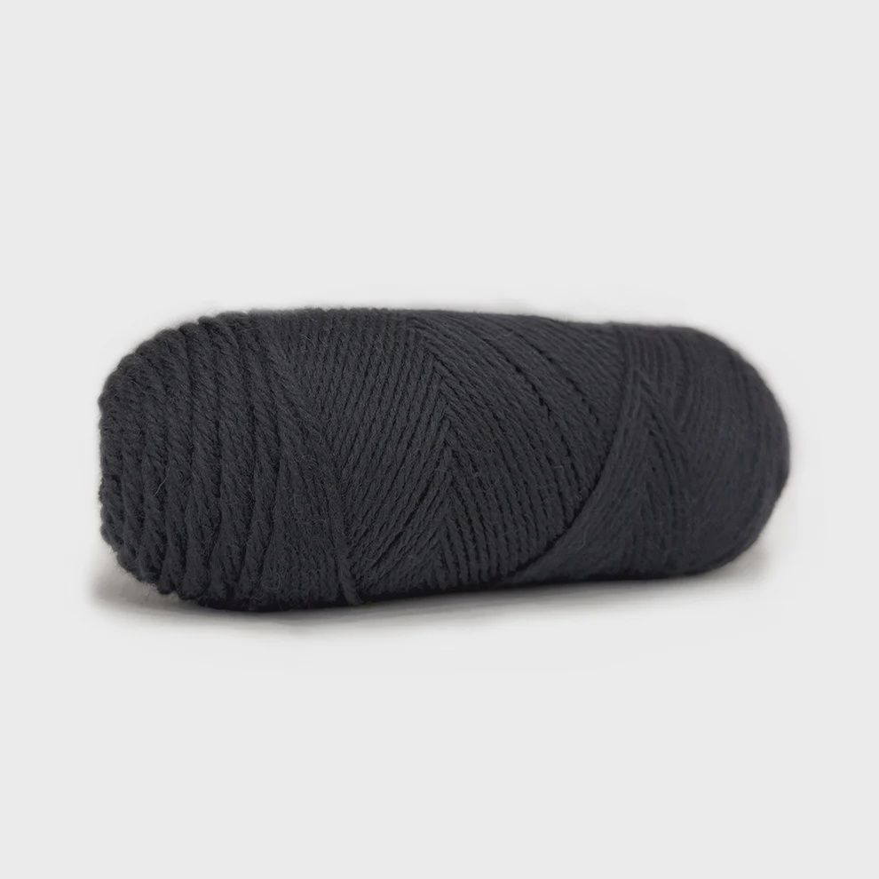 Germantown DK, Color: 005 black