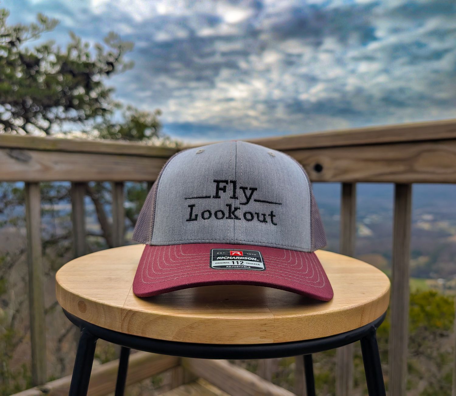 Snapback Trucker Cap Grey/Burgundy