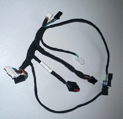 AUTO LED TECH   2015-2023 DODGE CHARGER &amp; CHALLENGER LIGHT UP SRT AIRBAG STEERING WHEEL WIRING HARNESS- PLUG &amp; PLAY