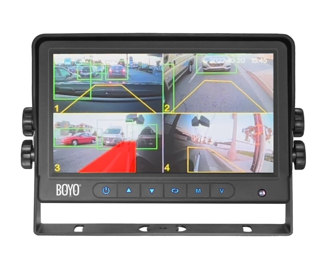 BOYO  AI AHD MONITOR &amp; 4 BACKUP CAMERAS