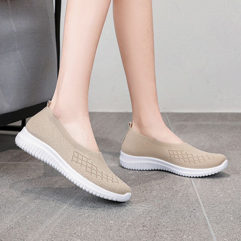 Hot sale one-step large size single shoes flat casual women&#39;s shoes breathable lightweight walking shoes