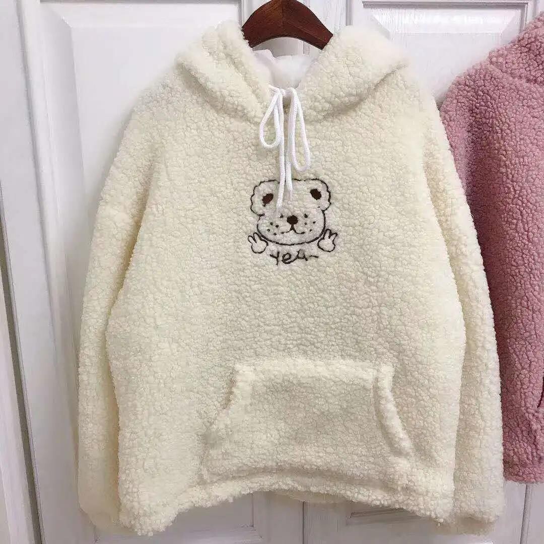 Streetwear high quality winter lamb wool women&#39;s hoodie sweatshirt loose cartoon embroidery women&#39;s hooded jacket