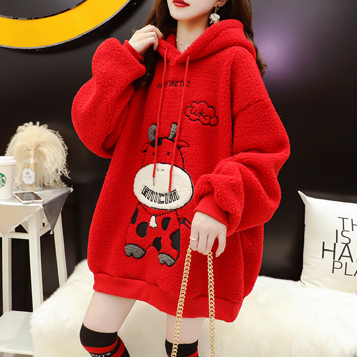 Streetwear high quality winter lamb wool women&#39;s hoodie sweatshirt loose cartoon embroidery women&#39;s hooded jacket