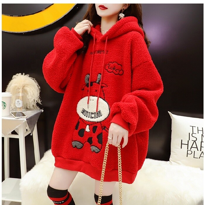 Streetwear high quality winter lamb wool women&#39;s hoodie sweatshirt loose cartoon embroidery women&#39;s hooded jacket