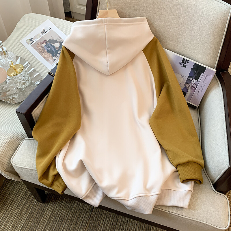 Plus-size women&#39;s cartoon letter printed sleeves splicing color plus fleece thickened oversized hoodie women&#39;s hoodie