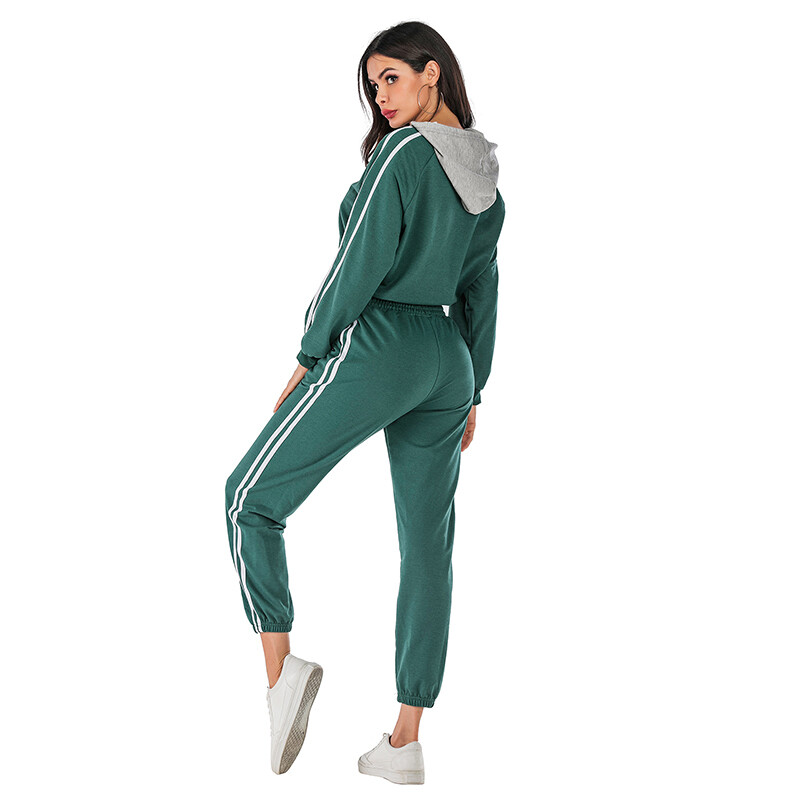 New Arrival Womens Crop Sweatshirt And Straight Leg Pants Two Piece Set Women Clothing