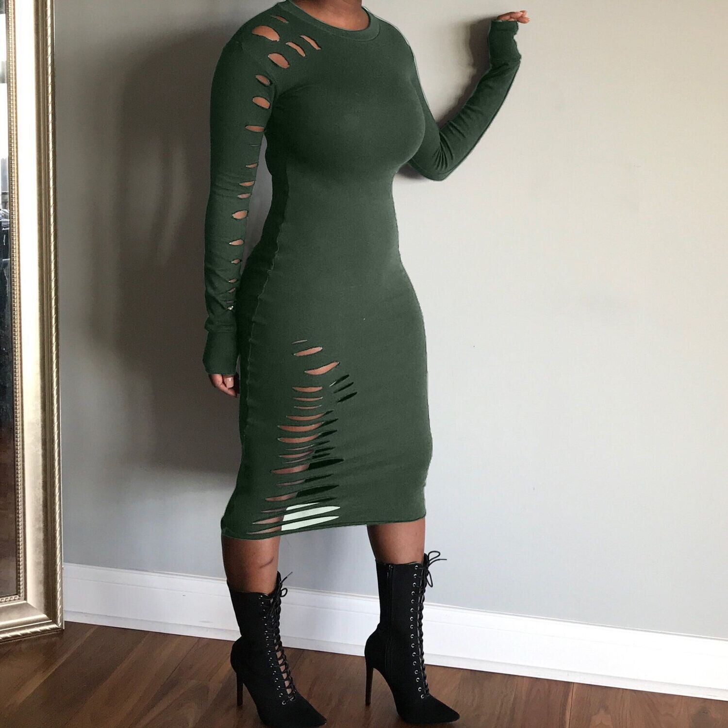 Winter 2020 large capacity women&#39;s wholesale dresses, women&#39;s sweaters and pullover dresses