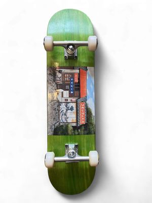Commonwealth Complete Skateboard - Konbini