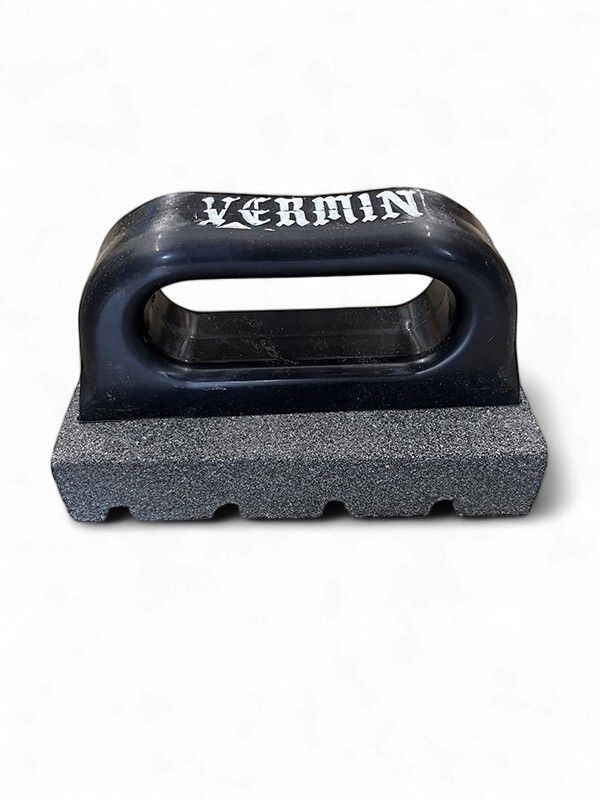 Vermin Rub Brick