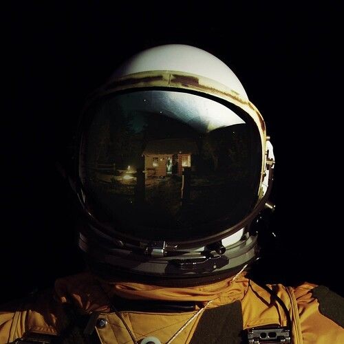 Falling In Reverse – Coming Home LP gold Falling In Reverse – Coming Home LP gold