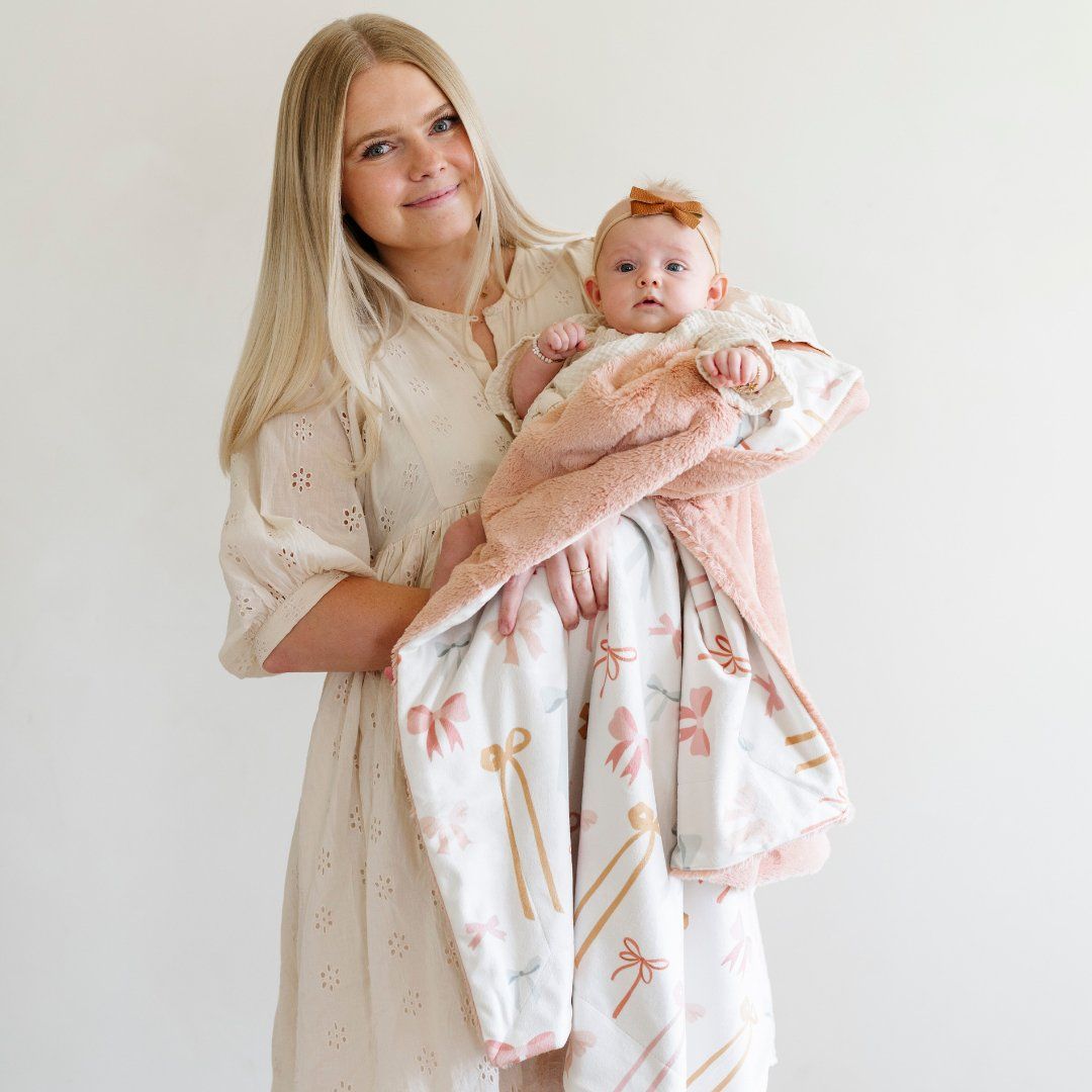 Minky/Lush Receiving Blankets Bows