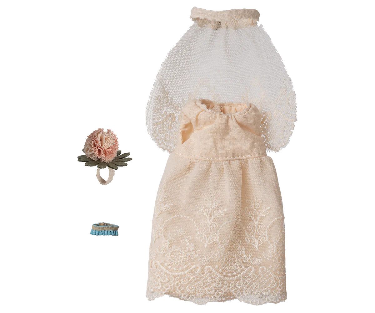 Wedding Dress, Mum Mouse
